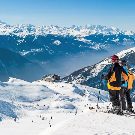 Cristal-7 By Interhome شقة